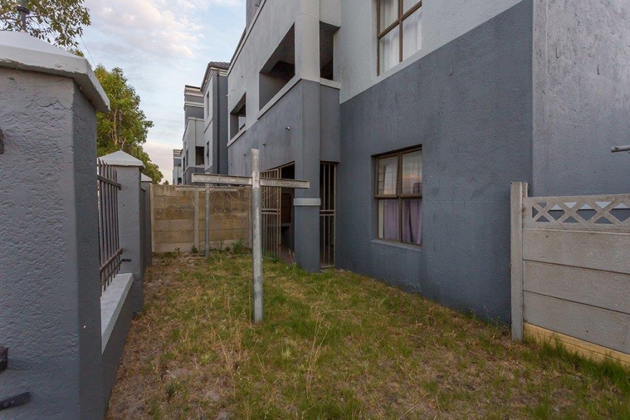 2 Bedroom Property for Sale in Parklands Western Cape